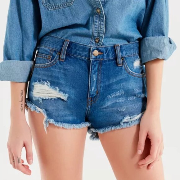 Urban Outfitters Pants - Urban Outfitters BDG Boyfriend Low Rise Distressed Cutoff Super Short Size 28